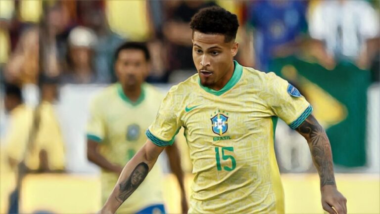 Joao-Gomes-Aston-Villa