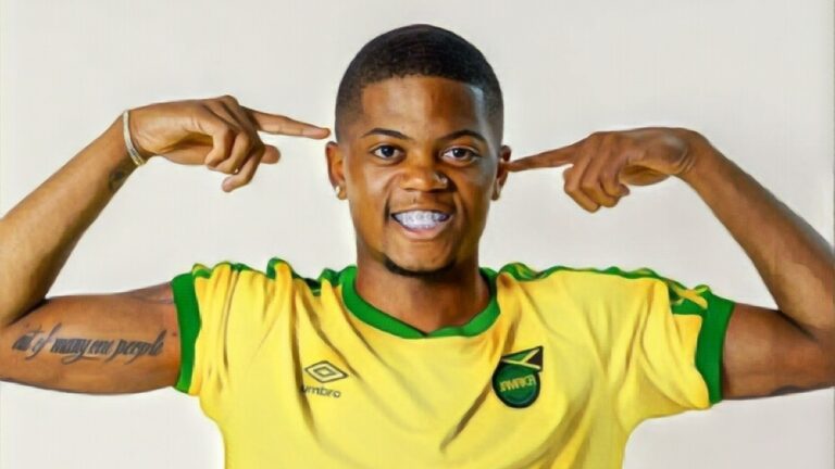 Leon Bailey Signs for Aston Villa