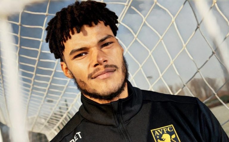 Tyrone Ming Aston Villa loan in Villa training top