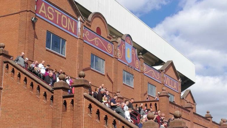 Last Minute Concern Threatens Season’s First Full-Strength Villa Team